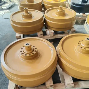 198-30-00561 Komatsu IDLER ASSY for Bulldozer D475A-5